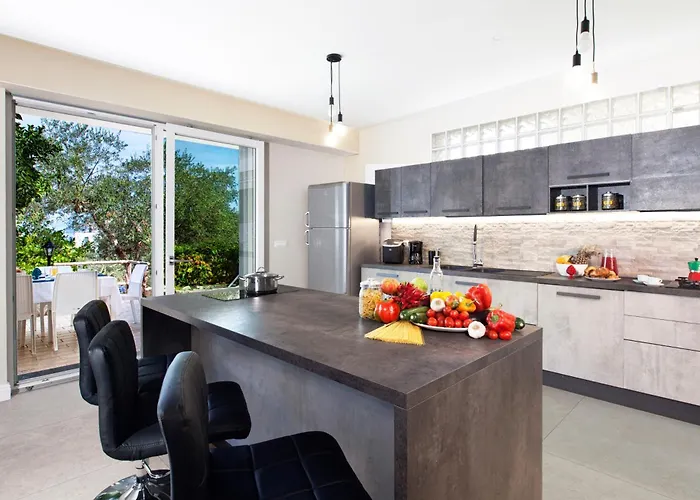 فيلة - Tittina سورينتو